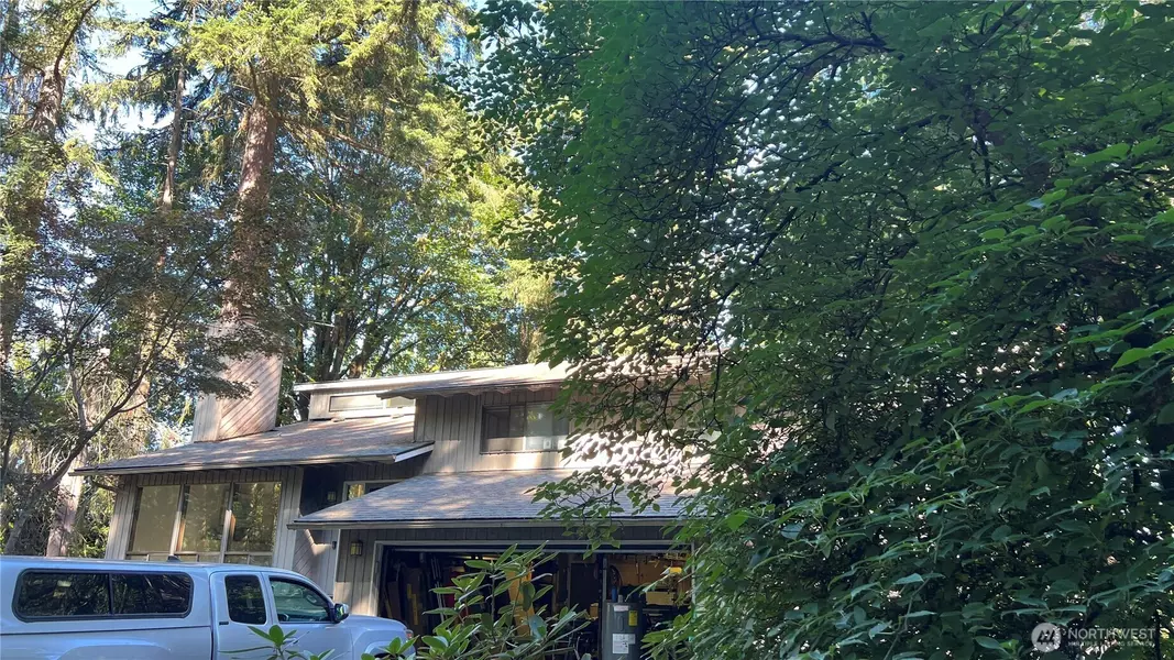 16930 Woodinville Duvall RD, Woodinville, WA 98072