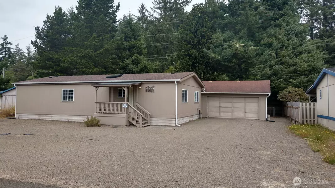 24604 Gile PL, Ocean Park, WA 98640