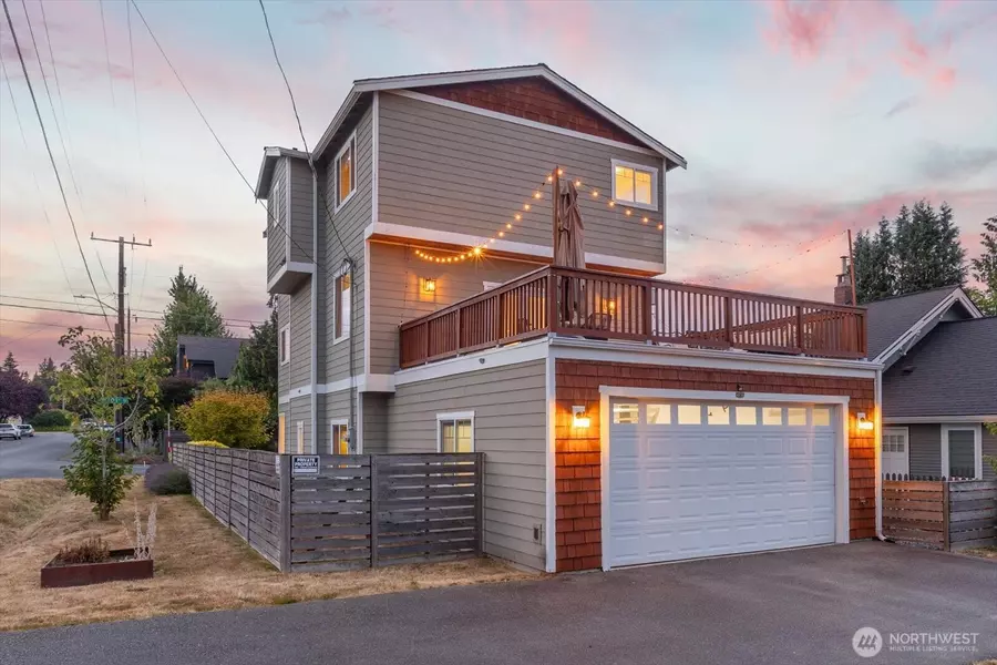 501 N 101st ST, Seattle, WA 98133