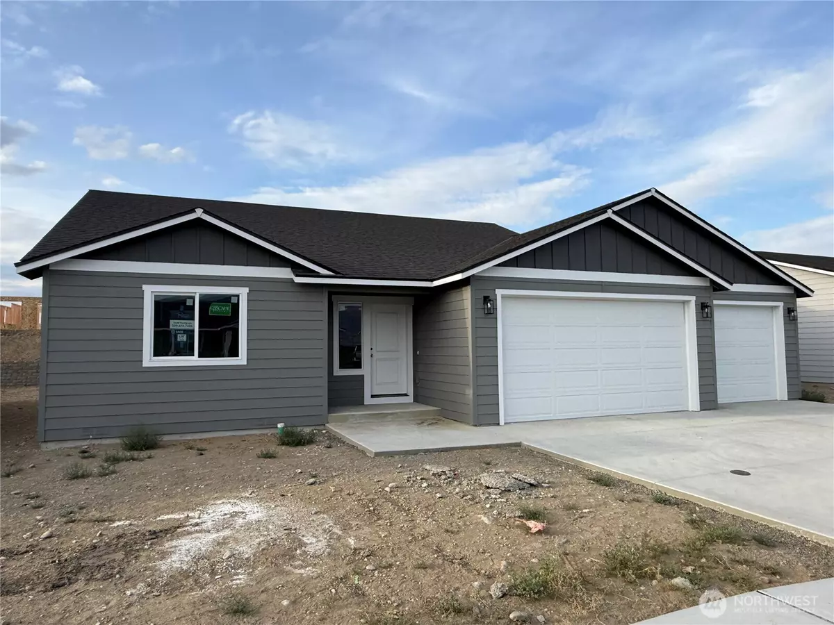East Wenatchee, WA 98802,2415 Noah ST SE