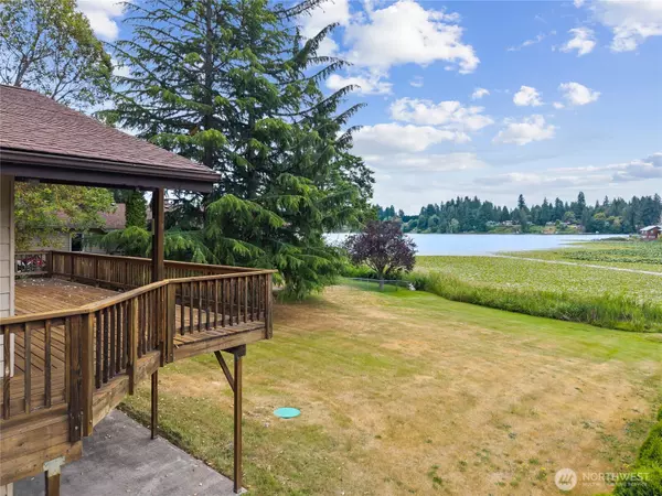 Olympia, WA 98513,5609 Henslin DR SE