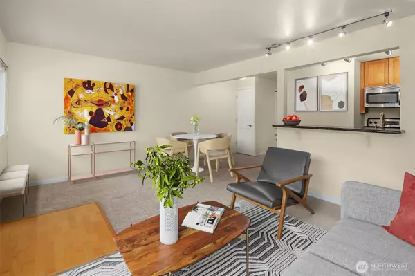 Seattle, WA 98103,3636 Evanston AVE N #12