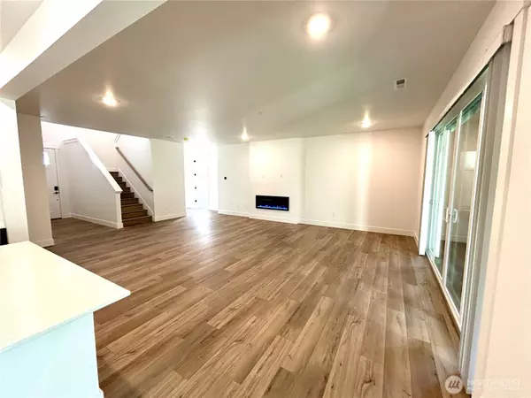 Port Orchard, WA 98367,6034 Trace DR SW