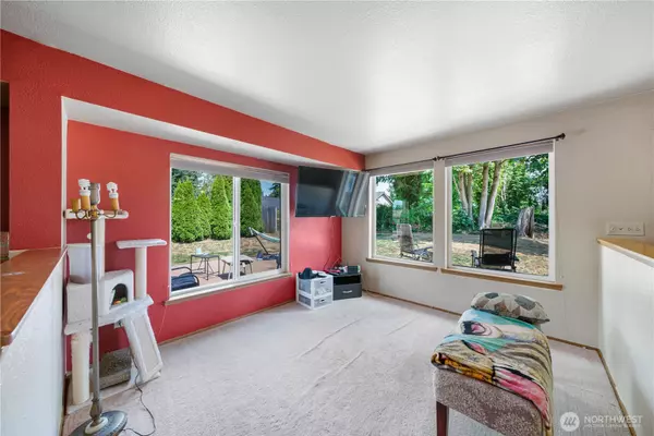 Lake Stevens, WA 98258,2515 Spruce RD