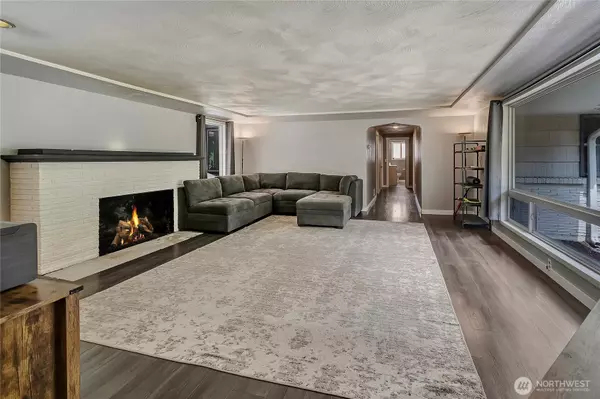 Tacoma, WA 98404,7810 25th AVE E