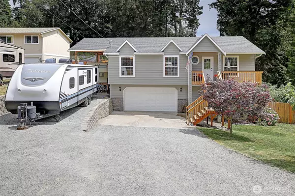 1655 Vine Maple Lane, Camano Island, WA 98282