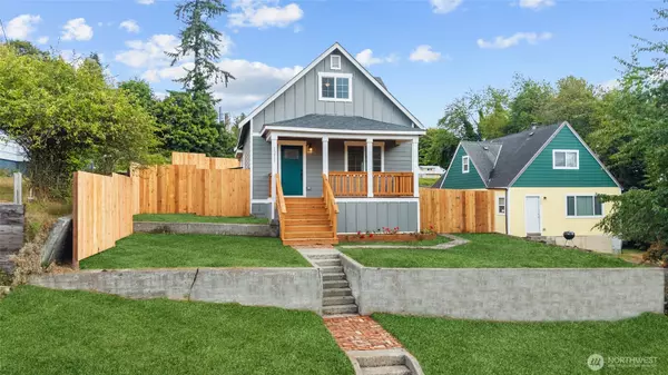 Raymond, WA 98577,1211 Water ST