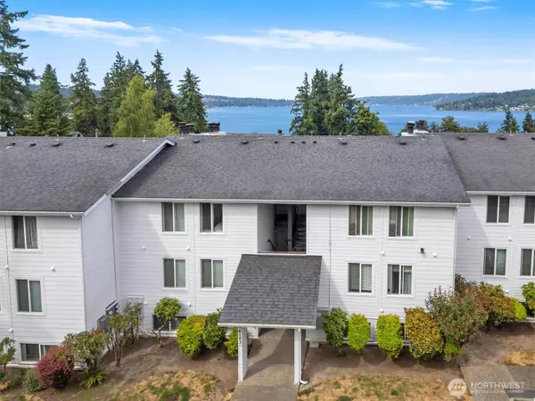 4183 W Lake Sammamish Pkwy SE #B103, Bellevue, WA 98008