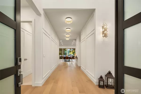 Bellevue, WA 98006,3739 139th AVE SE