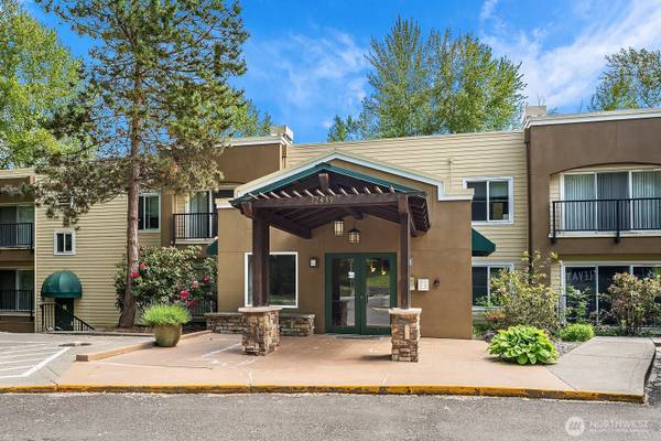 12439 NE Totem Lake WAY #106, Kirkland, WA 98034