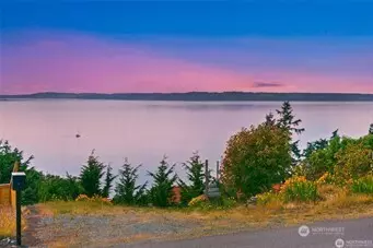 303 Burke DR, Camano Island, WA 98282