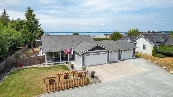 509 Island View DR, Camano Island, WA 98282