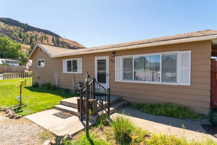 323 E Grand Coulee AVE, Grand Coulee, WA 99133