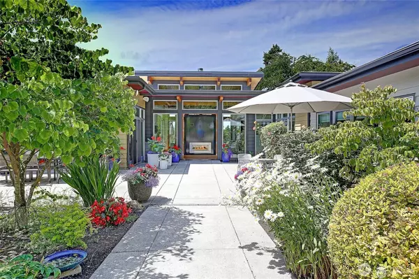 Stanwood, WA 98292,28407 Pioneer HWY