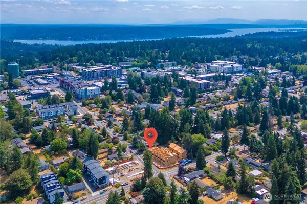 Shoreline, WA 98155,1011 NE 180th ST