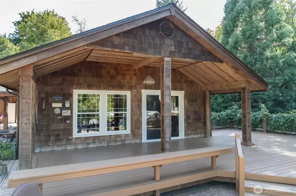 Shelton, WA 98548,280 SE Kamilche Point RD