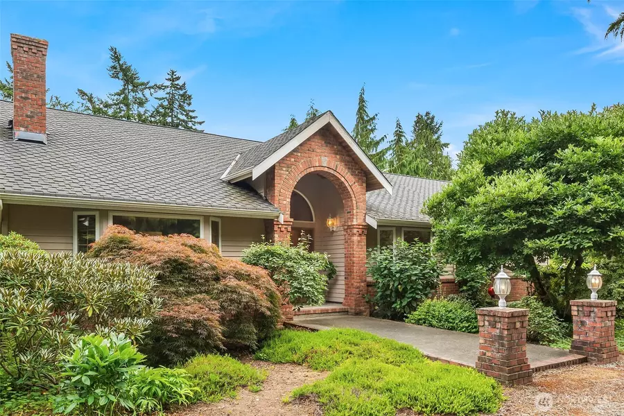 14920 Vermontville RD SW, Vashon, WA 98070