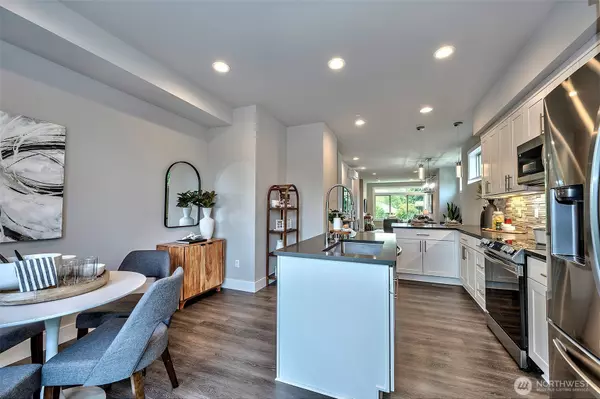 Edmonds, WA 98026,5020 148th ST SW #E1