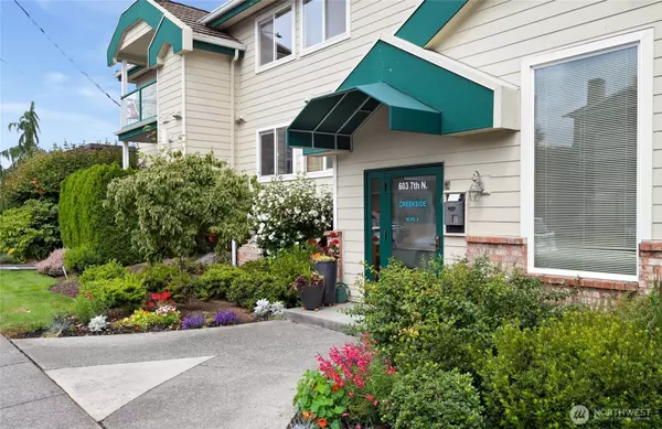 603 7th AVE N #A301, Edmonds, WA 98020