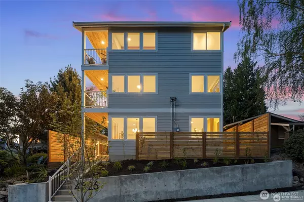 Seattle, WA 98136,4326 A SW Mills ST