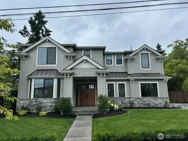 648 11th AVE,  Kirkland,  WA 98033