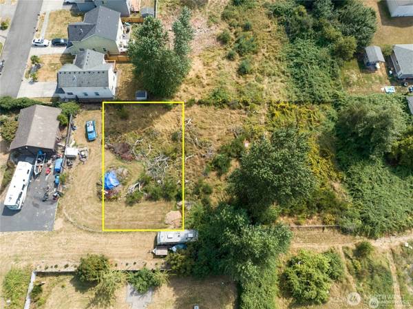 241 E 71st ST, Tacoma, WA 98404