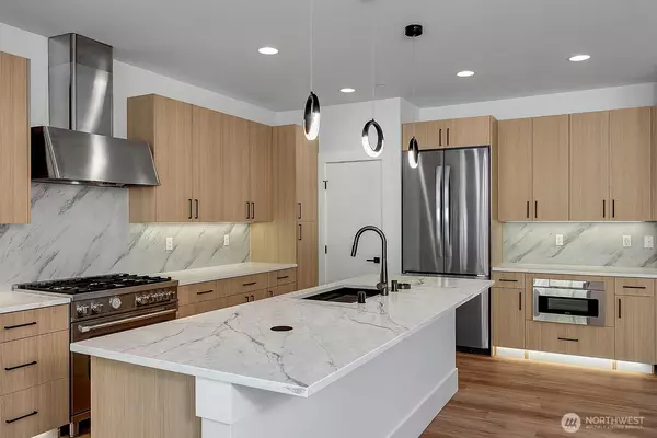 Kenmore, WA 98028,16219 Simonds RD NE #2