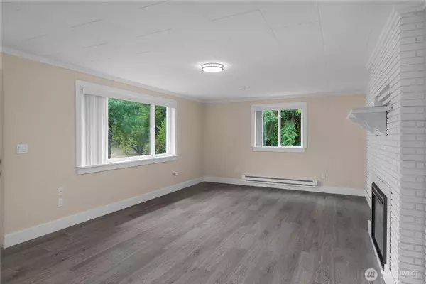 Shelton, WA 98584,620 Maple ST
