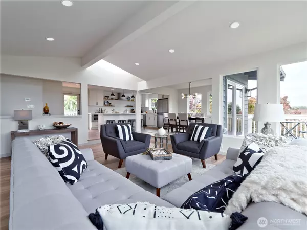 Edmonds, WA 98020,760 Elm ST