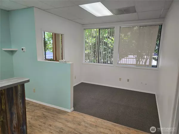 Olympia, WA 98506,1211 4th AVE E #202