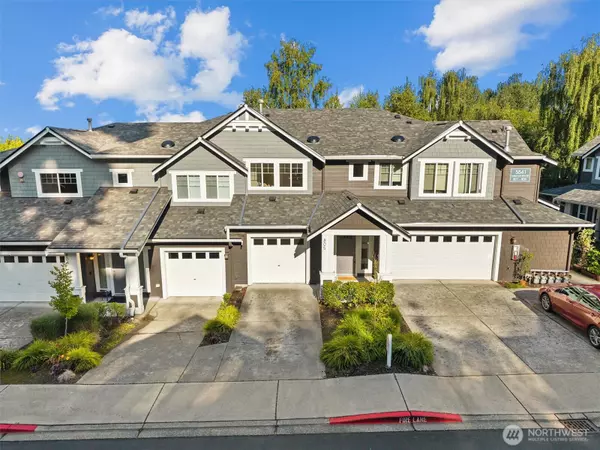 5541 Lakemont BLVD SE #805, Bellevue, WA 98006