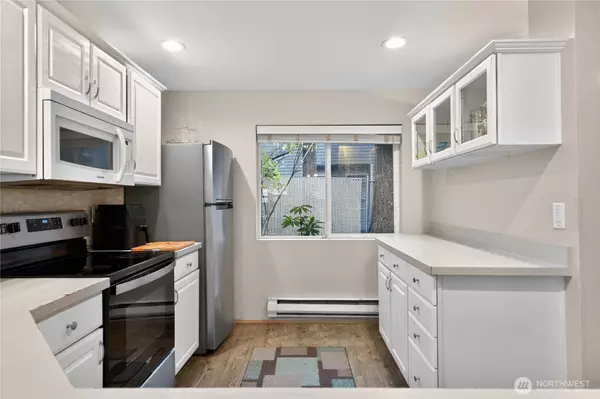 Federal Way, WA 98003,2100 S 336th ST #B - 2