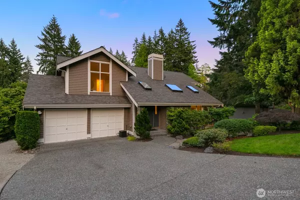 11404 NE 103rd ST, Kirkland, WA 98033