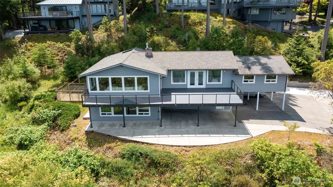 573 Klamath DR, La Conner, WA 98257