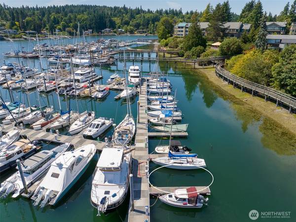 141 Parfitt WAY SW #M-10, Bainbridge Island, WA 98110