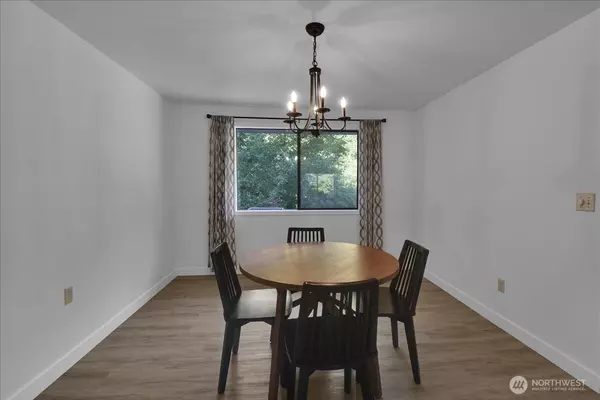 Everett, WA 98203,4926 Dover ST