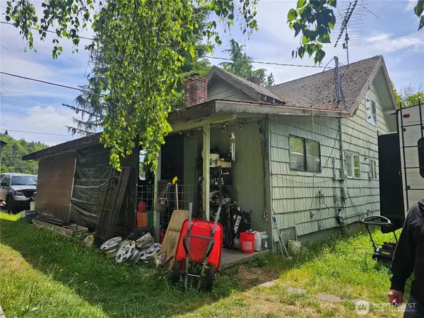 Malone, WA 98541,5390 US Highway 12