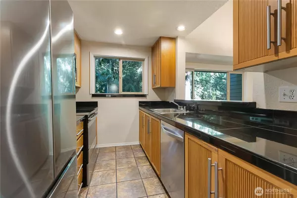 Redmond, WA 98052,8217 145 CT NE #C -11