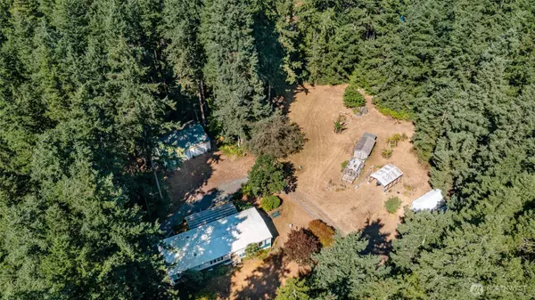 3167 Hunt RD, Oak Harbor, WA 98277