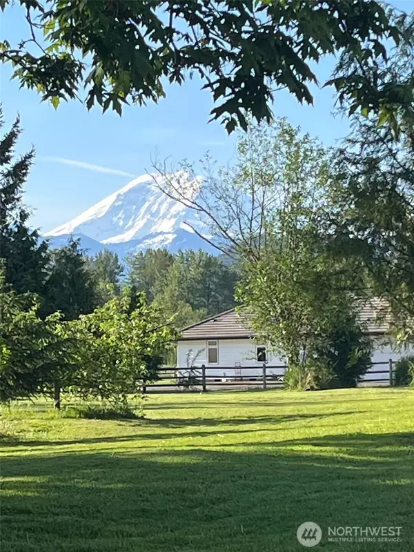 Enumclaw, WA 98022,42008 254th Ave SE