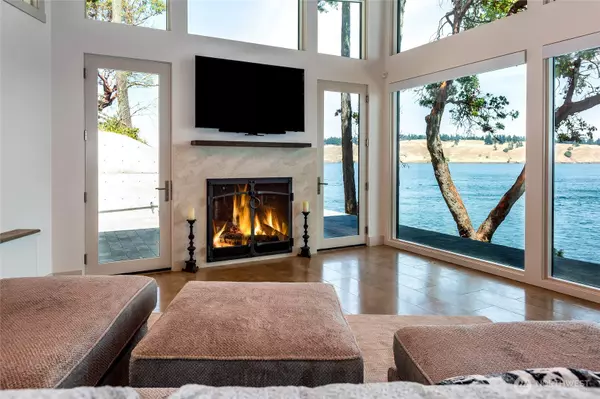 Friday Harbor, WA 98250,477 Davison Head DR