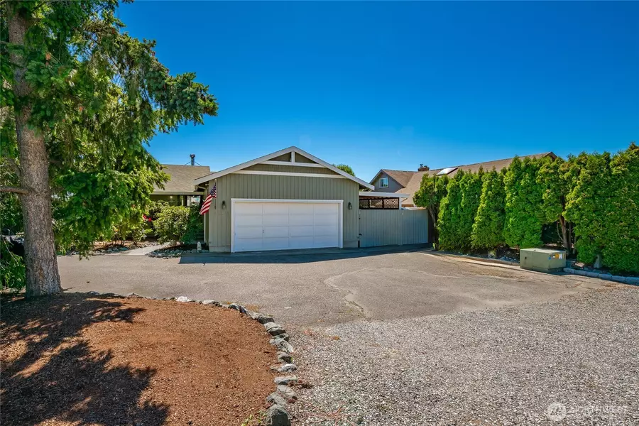 5507 Salish RD, Blaine, WA 98230