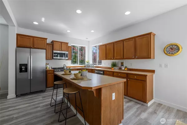 Port Orchard, WA 98366,1285 Koda CIR SE