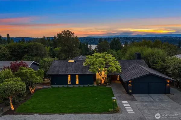 6739 82nd AVE SE, Mercer Island, WA 98040