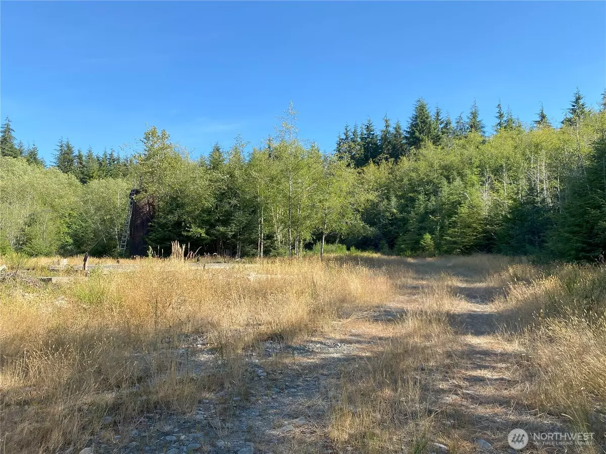 Forks, WA 98331,565 Kallman Road