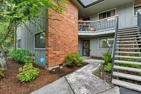 Vancouver, WA 98662,8900 NE 36 ST #1