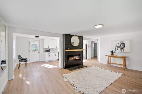 Tacoma, WA 98444,9420 S D St