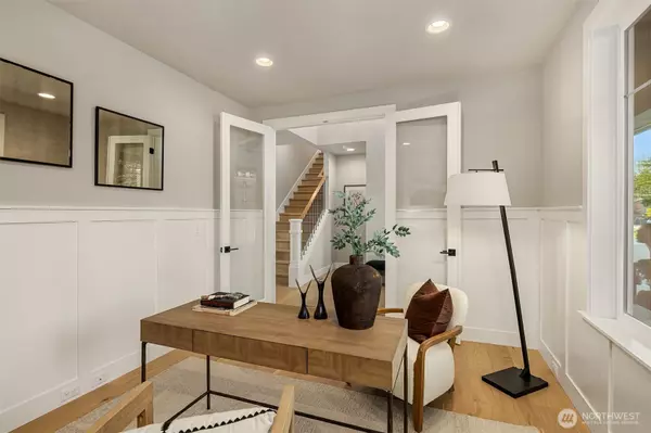 Redmond, WA 98052,7316 151st AVE NE