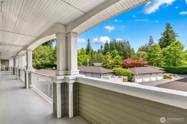 Everett, WA 98204,12712 Admiralty WAY #B202