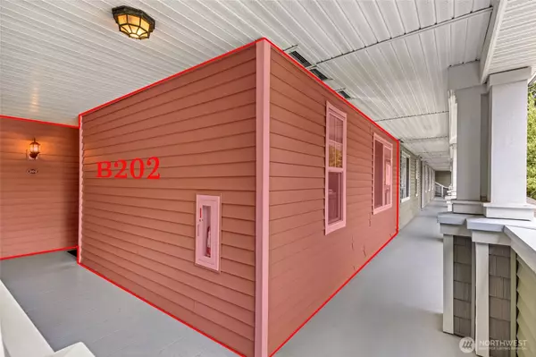 Everett, WA 98204,12712 Admiralty WAY #B202